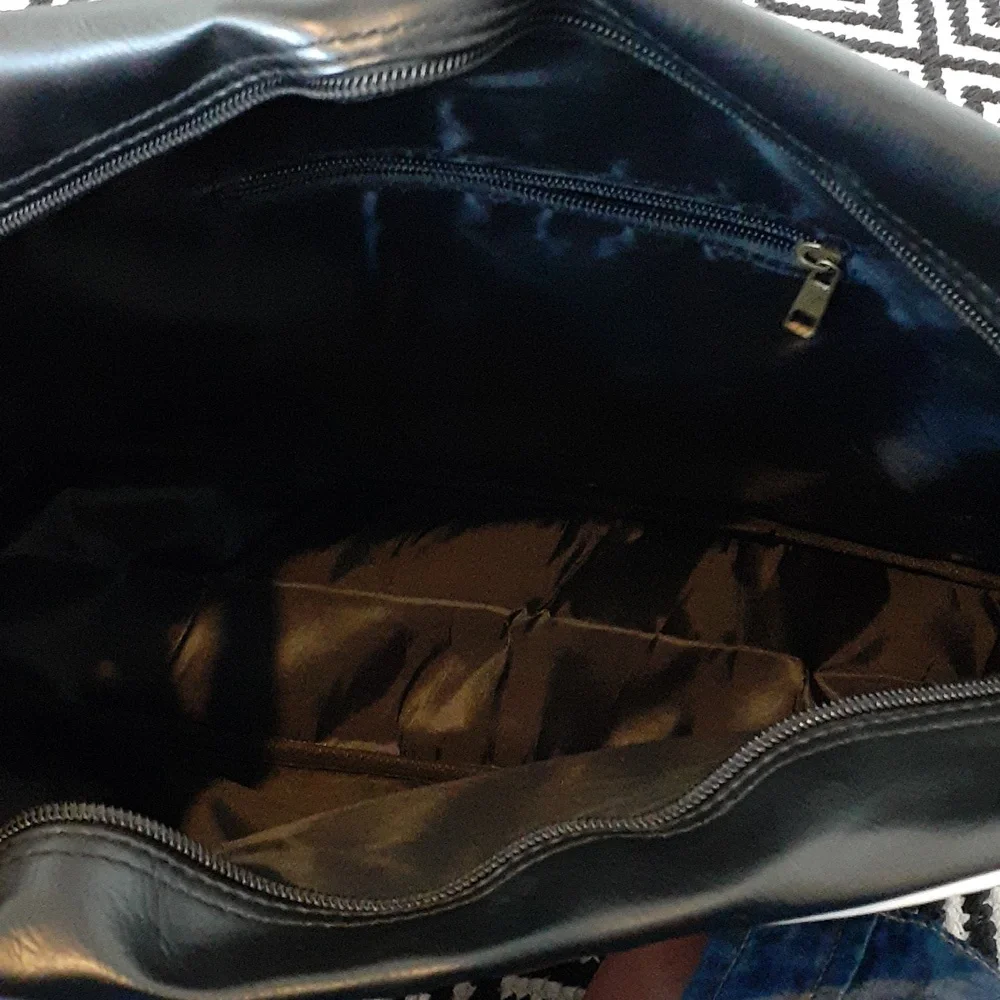 I love London black shouder large leather bag - Picture 4 of 10